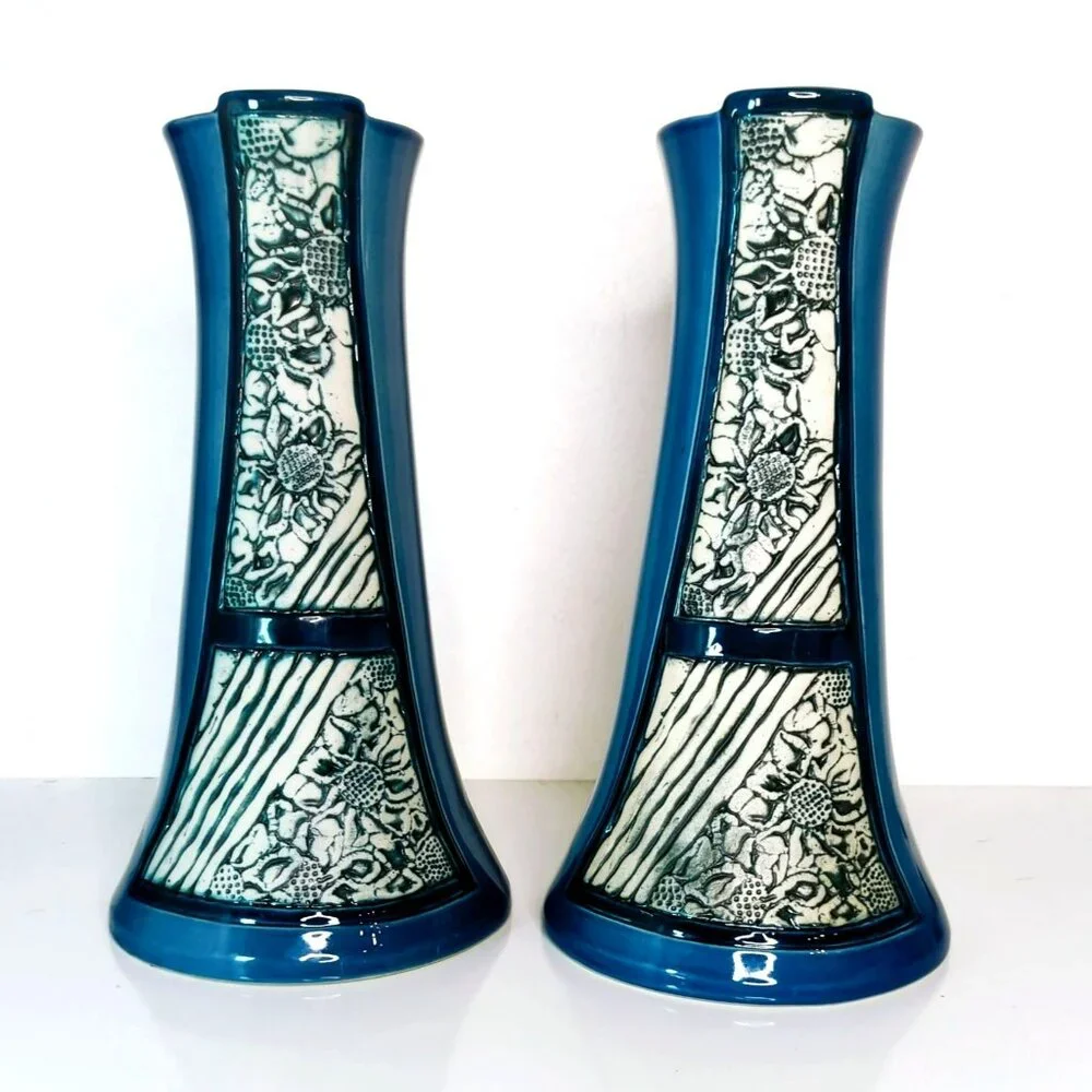 Malaysia Handicraft Tenmoku Pottery Vases Blue White Floral Design 11